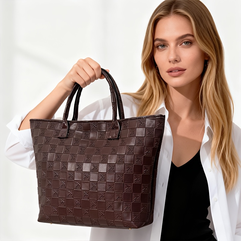 Luxury Bag Collection - Light Luxury Deep Brown Quilted Pattern